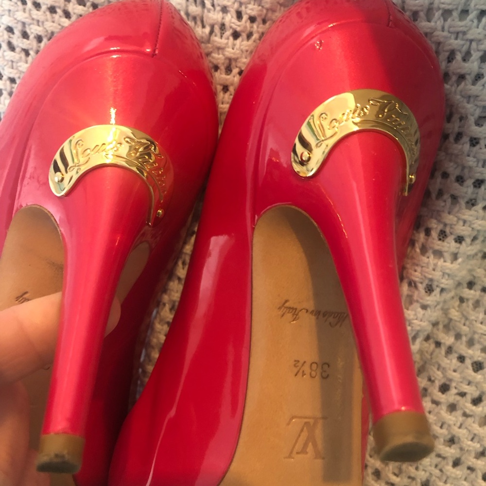Bubblegum LV heels - Picture 2 of 4